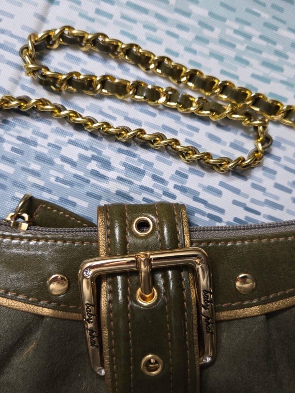 Baby Phat Olive Green Shoulder Bag with Gold Chain - Picture 3 of 3